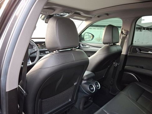 Used 2021 Alfa Romeo Stelvio Sprint w/ Sun & Sound Package image 21