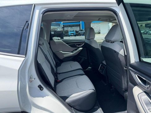 Used 2023 Subaru Forester Premium AWD/4WD image 10