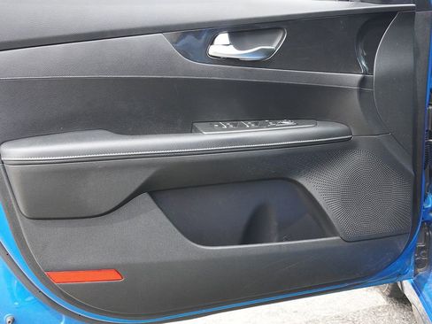 Used 2022 Kia Forte GT-Line w/ GT-Line Technology Package FWD image 18
