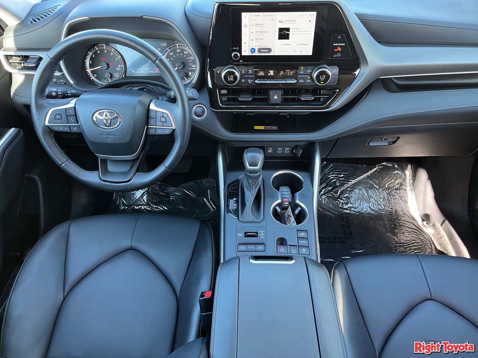 Certified 2026 Toyota Highlander XLE AWD/4WD image 16