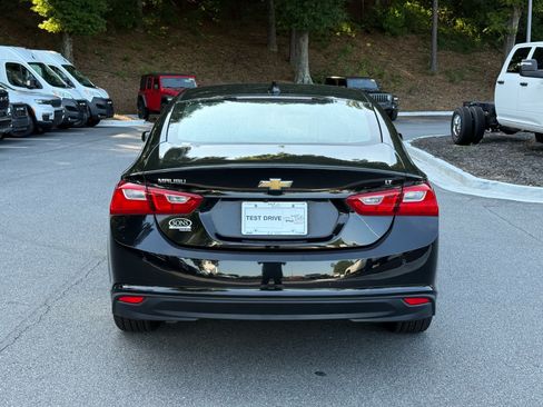 Used 2024 Chevrolet Malibu LT w/ LPO, Floor Liner Package FWD image 4