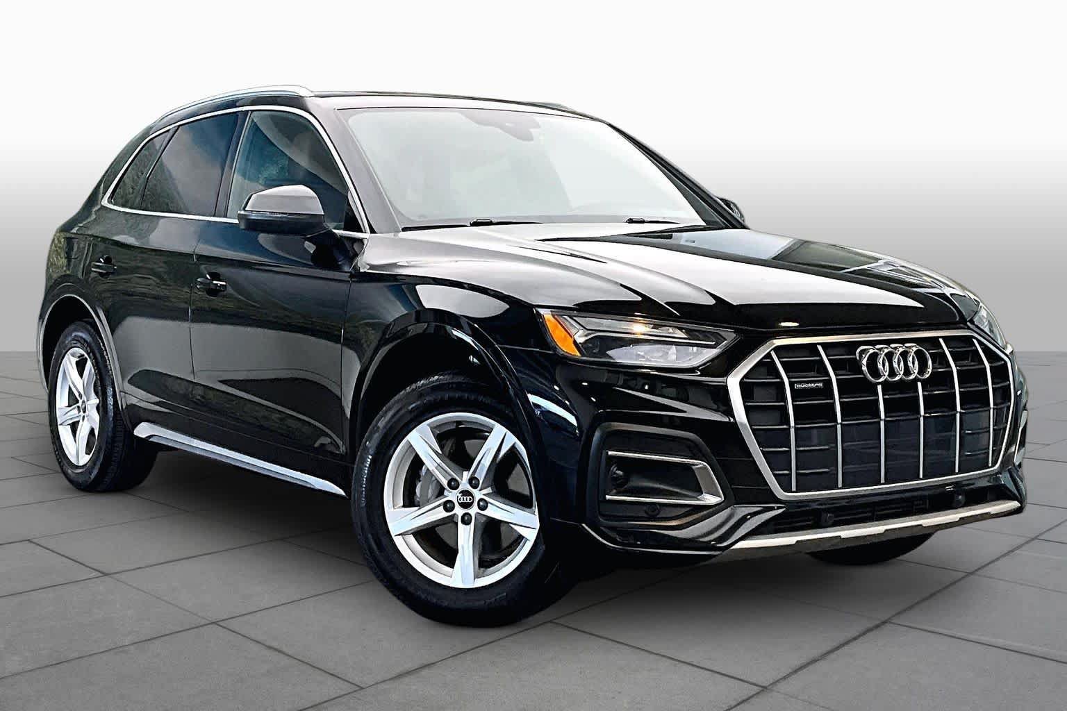 Used 2021 Audi Q5 2.0T Premium w/ Convenience Package AWD/4WD image 3
