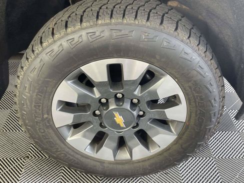 Used 2025 Chevrolet Express 2500 w/ Driver Convenience Package RWD image 36