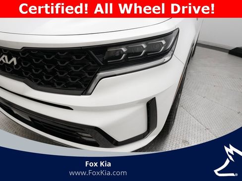 Certified 2023 Kia Sorento SX image 23
