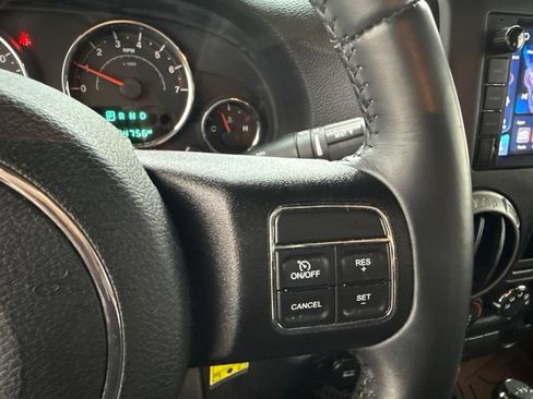 Used 2016 Jeep Wrangler Unlimited Sport w/ Connectivity Group AWD/4WD image 17