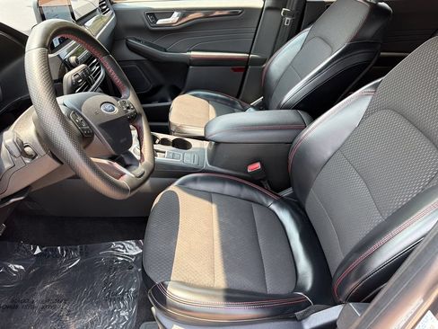 Used 2024 Ford Escape ST-Line AWD/4WD image 9