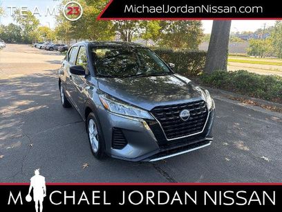 Certified 2025 Nissan Kicks Play S
