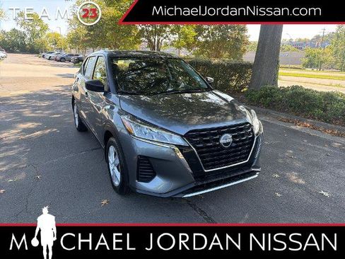 Certified 2025 Nissan Kicks Play S FWD image 1