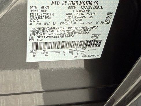 New 2025 Ford Maverick XL image 41