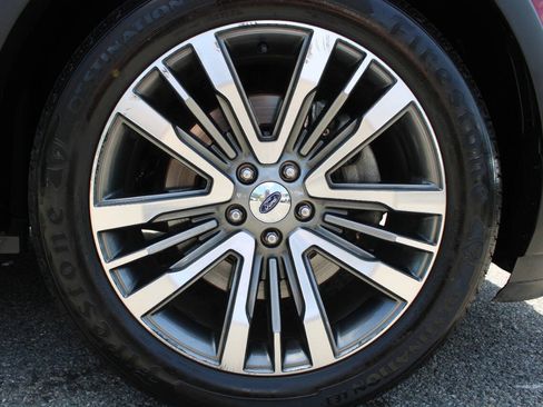 Used 2017 Ford Explorer Platinum AWD/4WD image 24