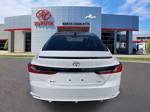 Used 2025 Toyota Camry XSE w/ Premium Plus Package image 9