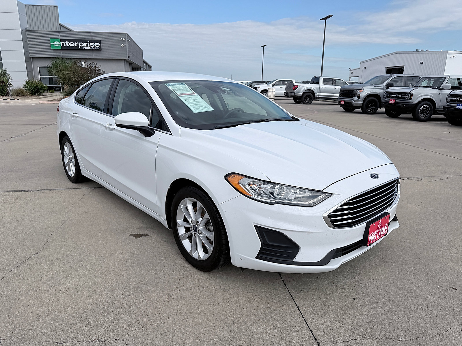 Used 2019 Ford Fusion SE FWD image 9
