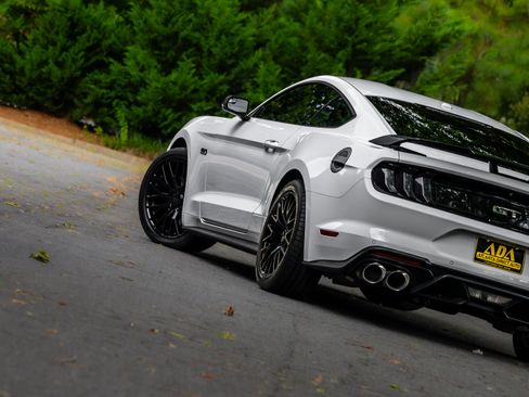 Used 2020 Ford Mustang GT Premium RWD image 28