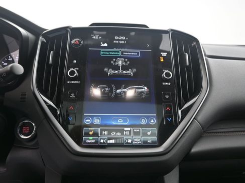 Certified 2025 Subaru Ascent Bronze Edition AWD/4WD image 12