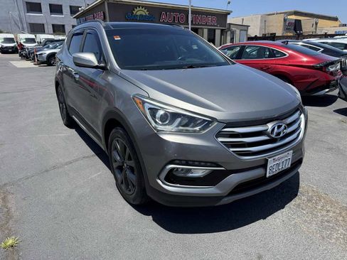 Used 2018 Hyundai Santa Fe Sport FWD image 7