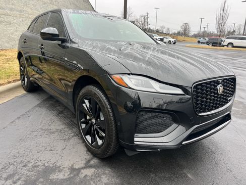 Certified 2025 Jaguar F-PACE R-Dynamic S image 9