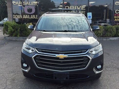 Used 2019 Chevrolet Traverse Premier image 2