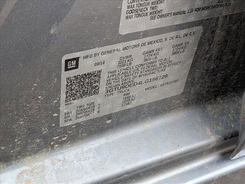 Used 2020 GMC Sierra 1500 SLT w/ SLT Convenience Package image 17