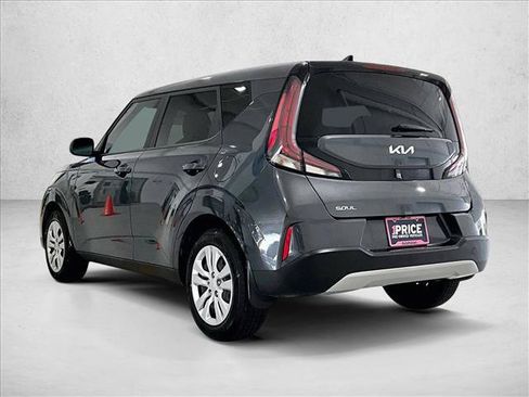Used 2024 Kia Soul LX FWD image 13