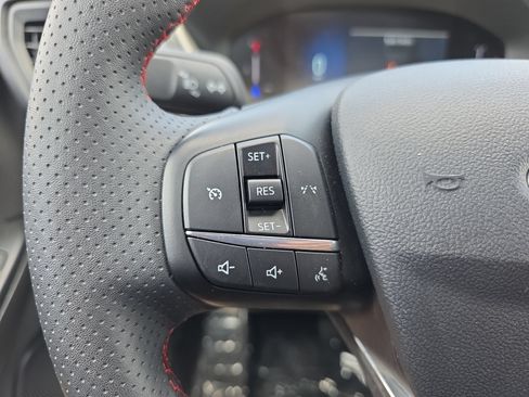 Used 2025 Ford Escape ST-Line FWD image 20