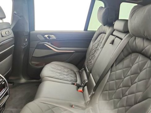Used 2024 BMW X7 xDrive40i w/ M Sport Package image 34