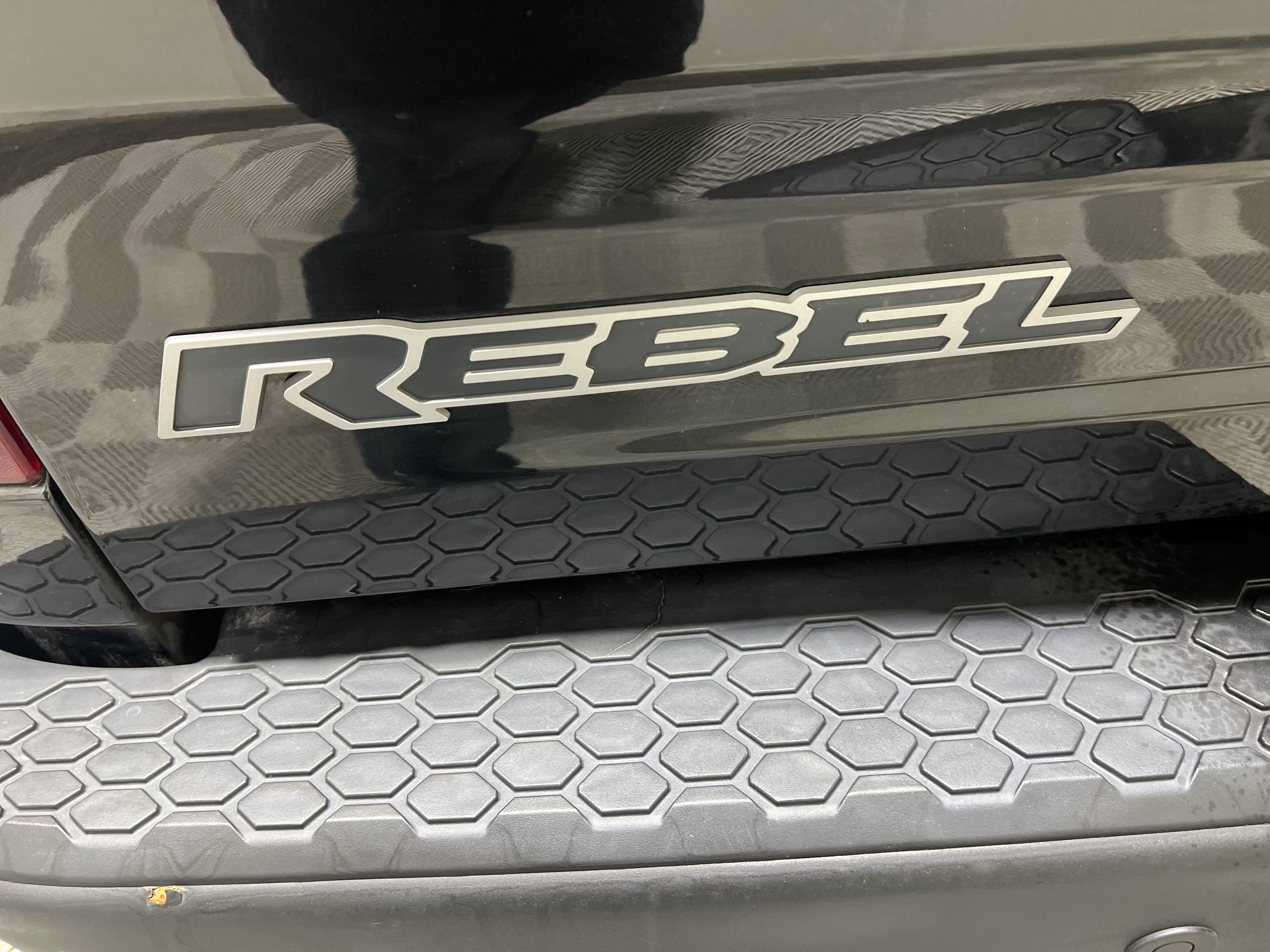 Used 2016 RAM 1500 Rebel w/ Luxury Group AWD/4WD image 5