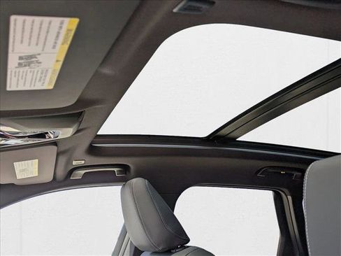 New 2025 BMW X1 xDrive28i w/ Convenience Package image 15