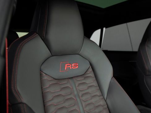 Used 2026 Audi RS Q8 performance AWD/4WD image 32
