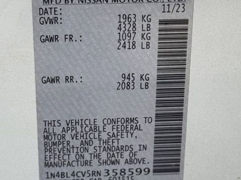 Used 2024 Nissan Altima 2.5 SR image 34