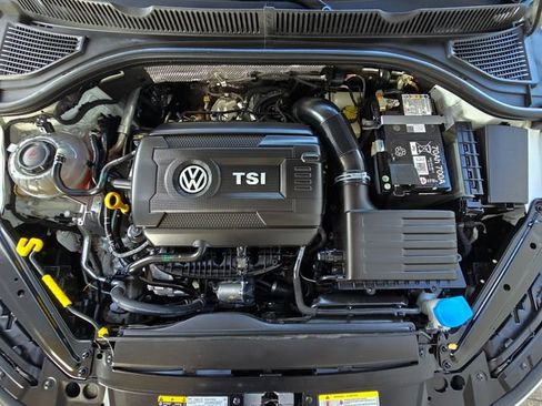Used 2025 Volkswagen Jetta GLI Autobahn FWD image 27