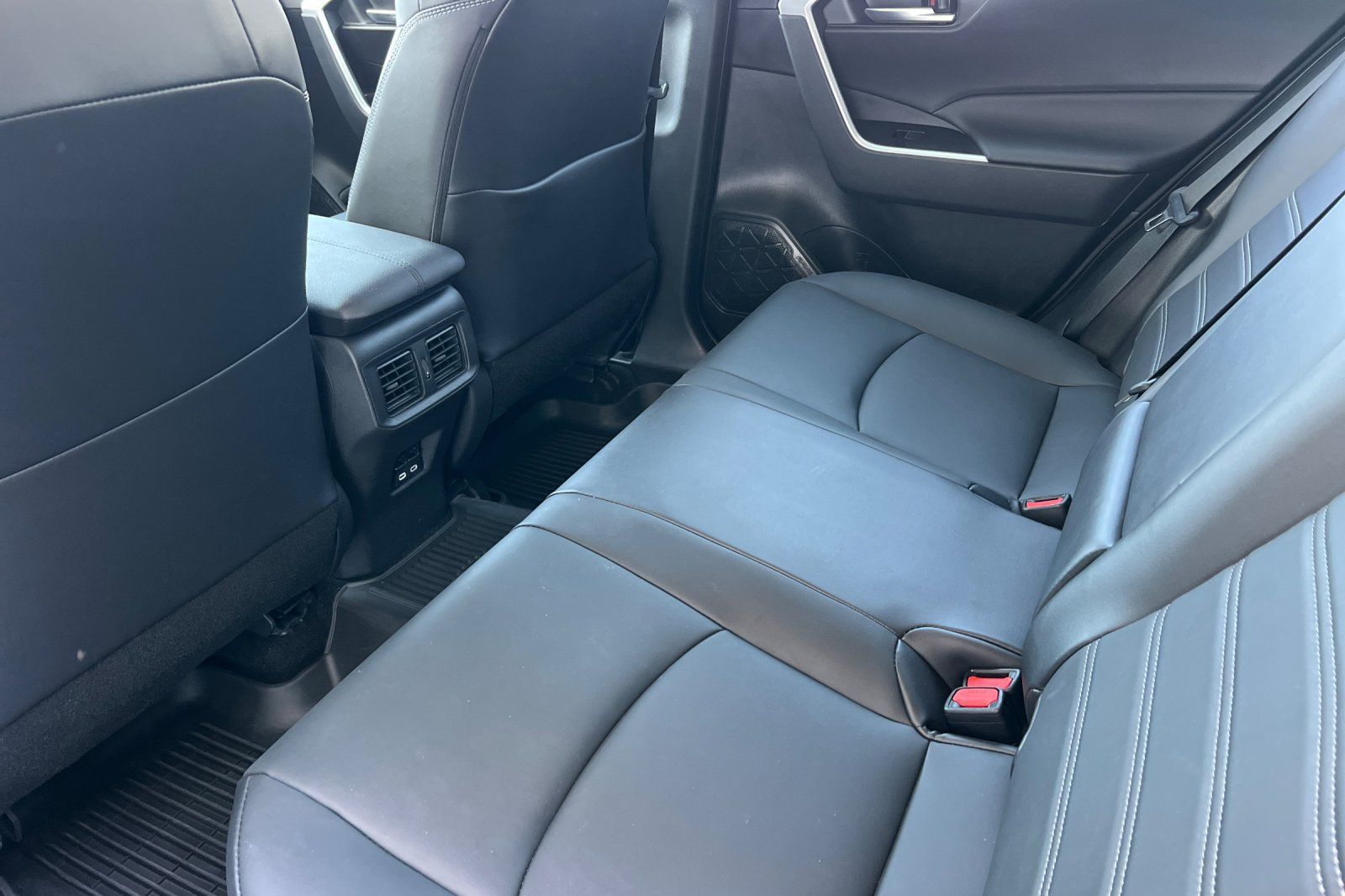 Used 2024 Toyota RAV4 XLE Premium w/ Weather Package FWD image 12