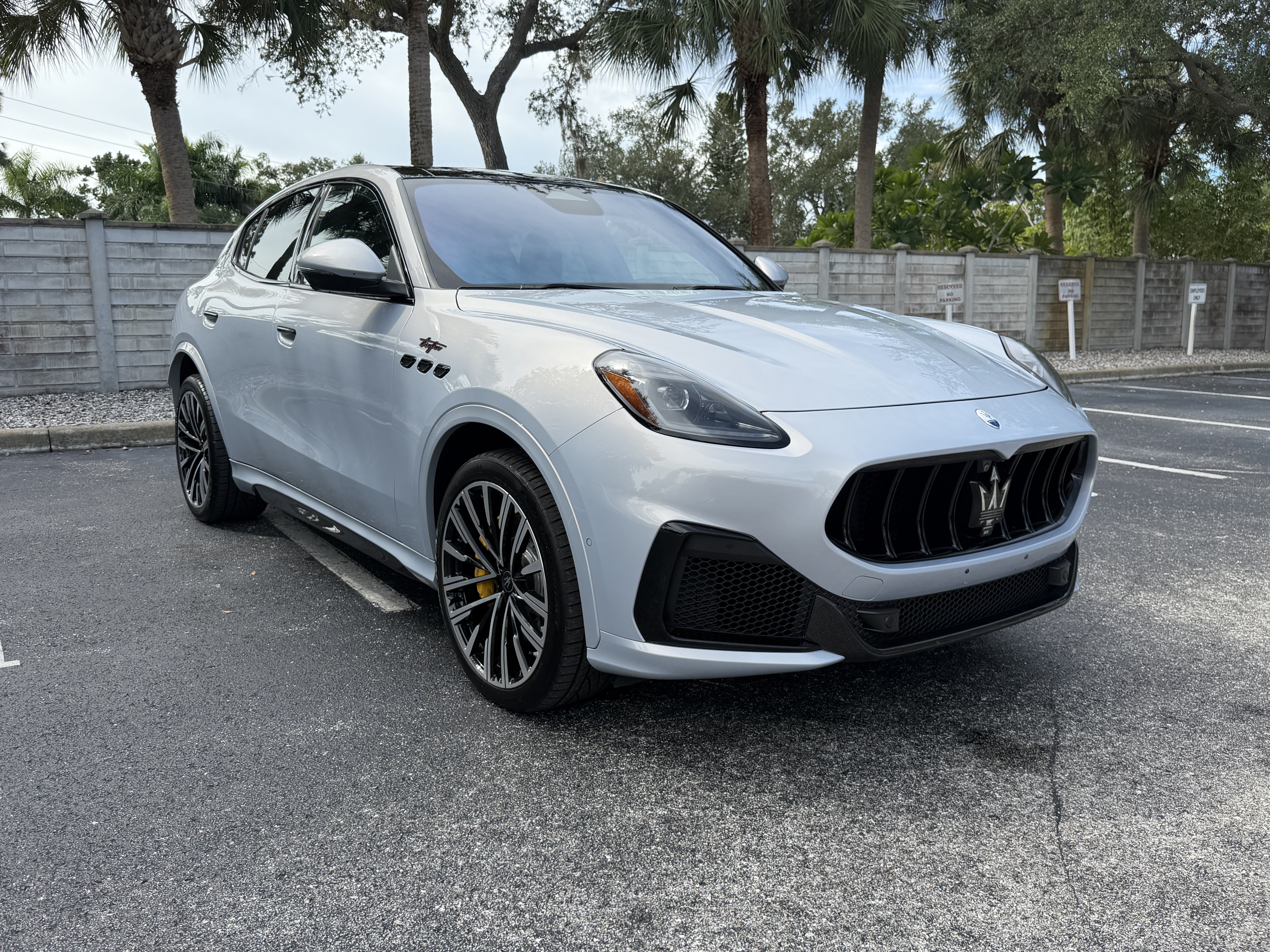 Used 2024 Maserati Grecale Trofeo AWD/4WD image 8