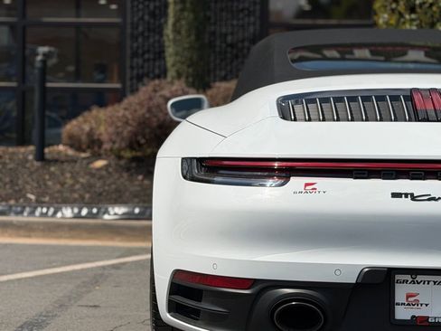 Used 2020 Porsche 911 Carrera S image 15