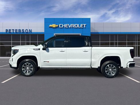 Certified 2024 GMC Sierra 1500 AT4 w/ Technology Package AWD/4WD image 7