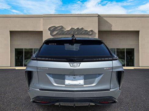 New 2026 Cadillac Lyriq V image 4