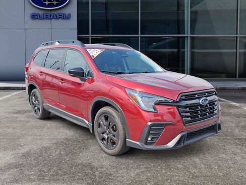 Used 2024 Subaru Ascent Onyx Edition Limited w/ Popular Package Onyx image 3