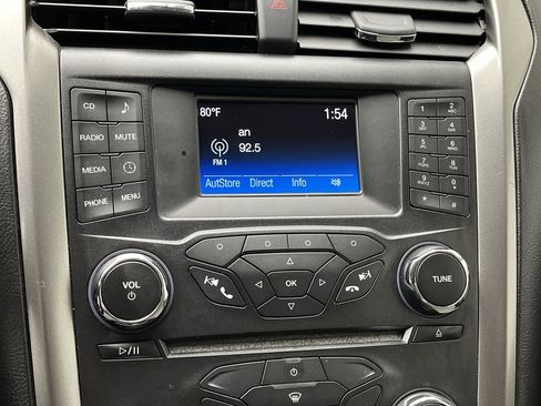 Used 2017 Ford Fusion S image 15