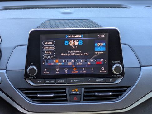 Used 2024 Nissan Altima 2.5 SR image 17