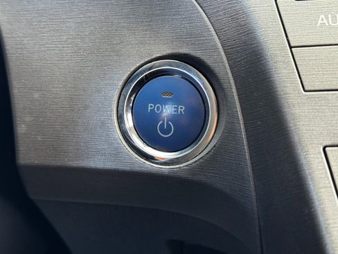 Used 2012 Toyota Prius Three image 21