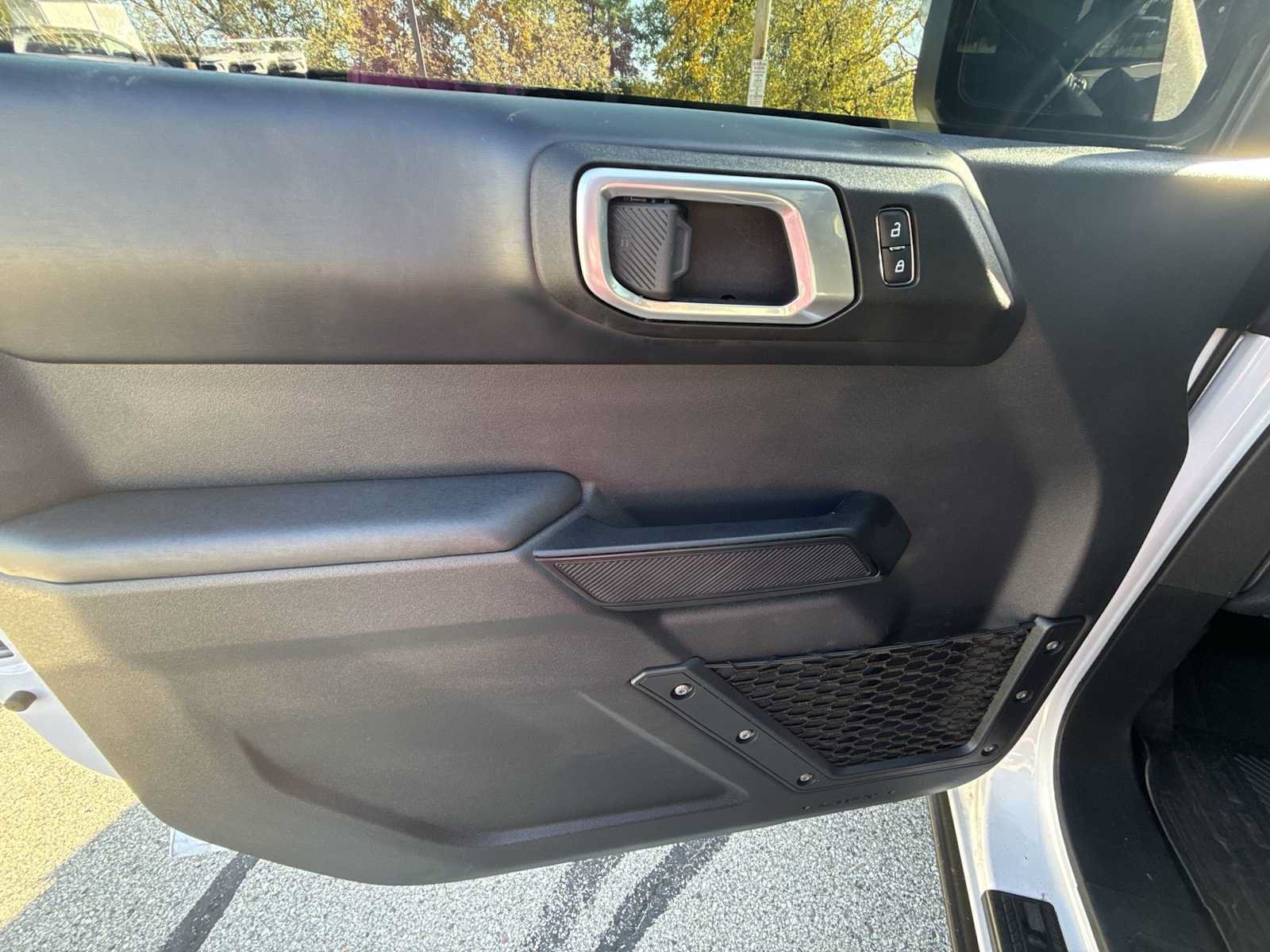 Used 2025 Ford Bronco Badlands AWD/4WD image 23