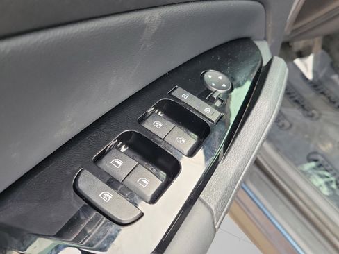 Used 2024 Kia Sportage EX image 30