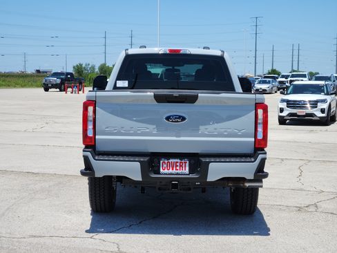 New 2026 Ford F250 XL w/ STX Appearance Package AWD/4WD image 6