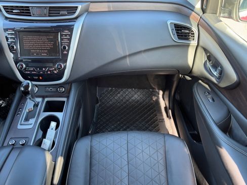 Used 2019 Nissan Murano Platinum image 15