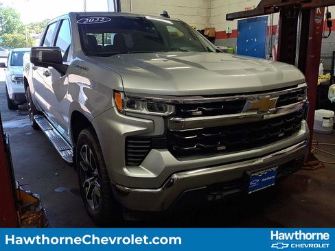 Used 2022 Chevrolet Silverado 1500 LT w/ Safety Package AWD/4WD image 1