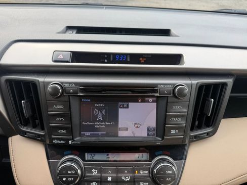 Used 2015 Toyota RAV4 XLE AWD/4WD image 19