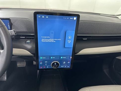 Used 2021 Ford Mustang Mach-E Premium image 21