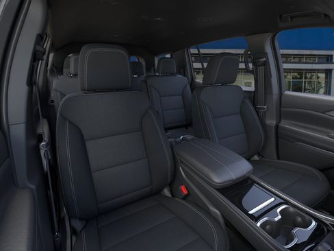 New 2025 Chevrolet Traverse LT w/ Enhanced Driving Package image 40