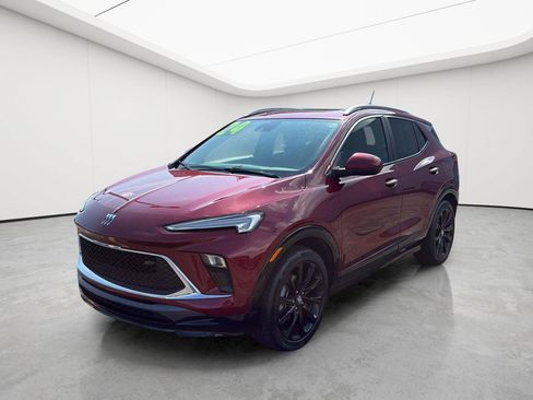 Used 2024 Buick Encore GX Sport Touring w/ Experience Buick Package FWD image 3