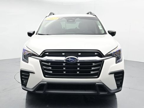 Used 2024 Subaru Ascent Limited AWD/4WD image 3
