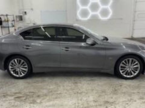 Used 2018 INFINITI Q50 Luxe w/ Essential Package (3.0T Luxe) image 2
